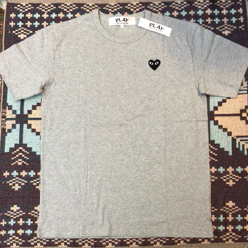 Comme des Garcons Gray Short Sleeve Tee with Heart Graphic